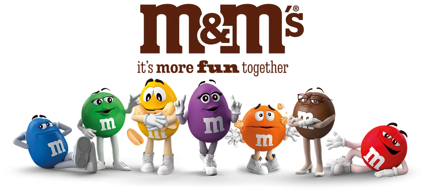 A turma M&M's reunida embaixo do logo.